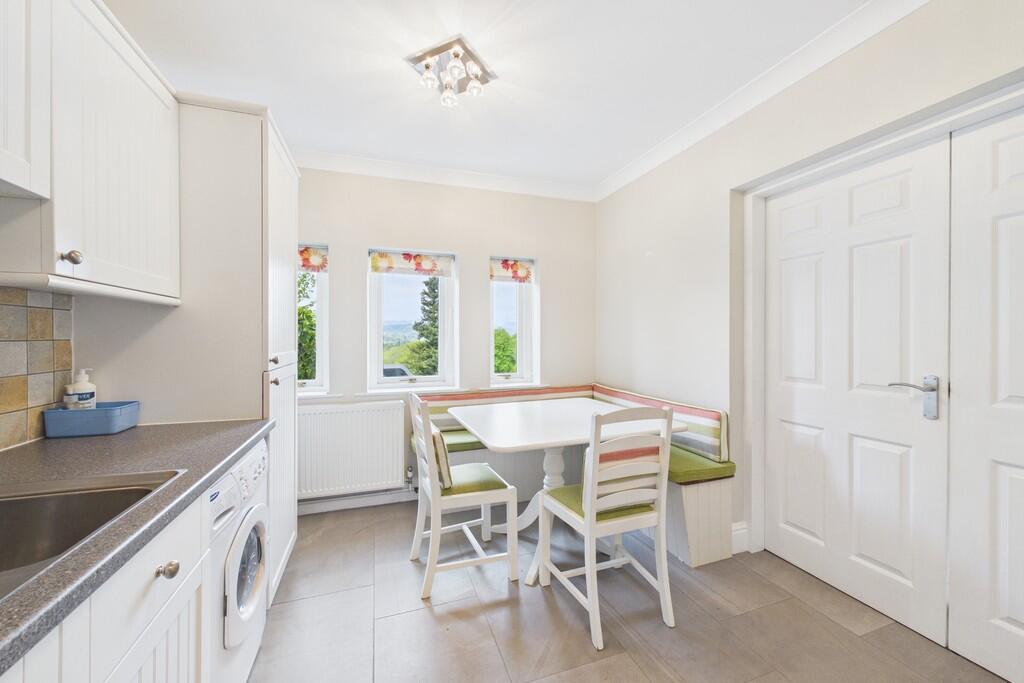 Priory Manor, Rayrigg Road photo 5