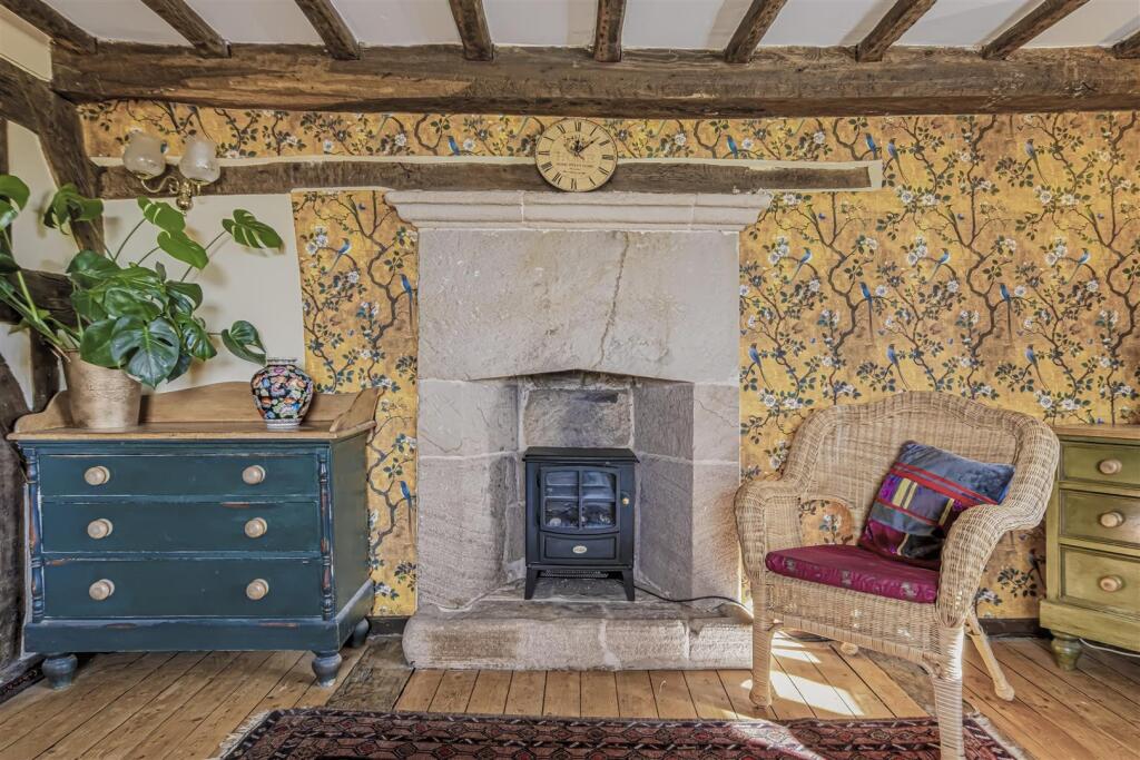 House in Stoke-on-Trent - View 4