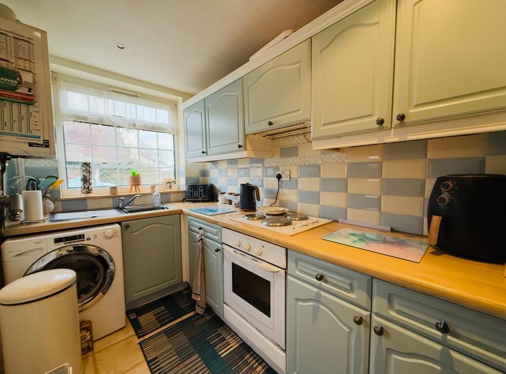 60, Cherry Tree Lane, Great Moor, Stockport, SK2 7PR, Great Moor photo 3