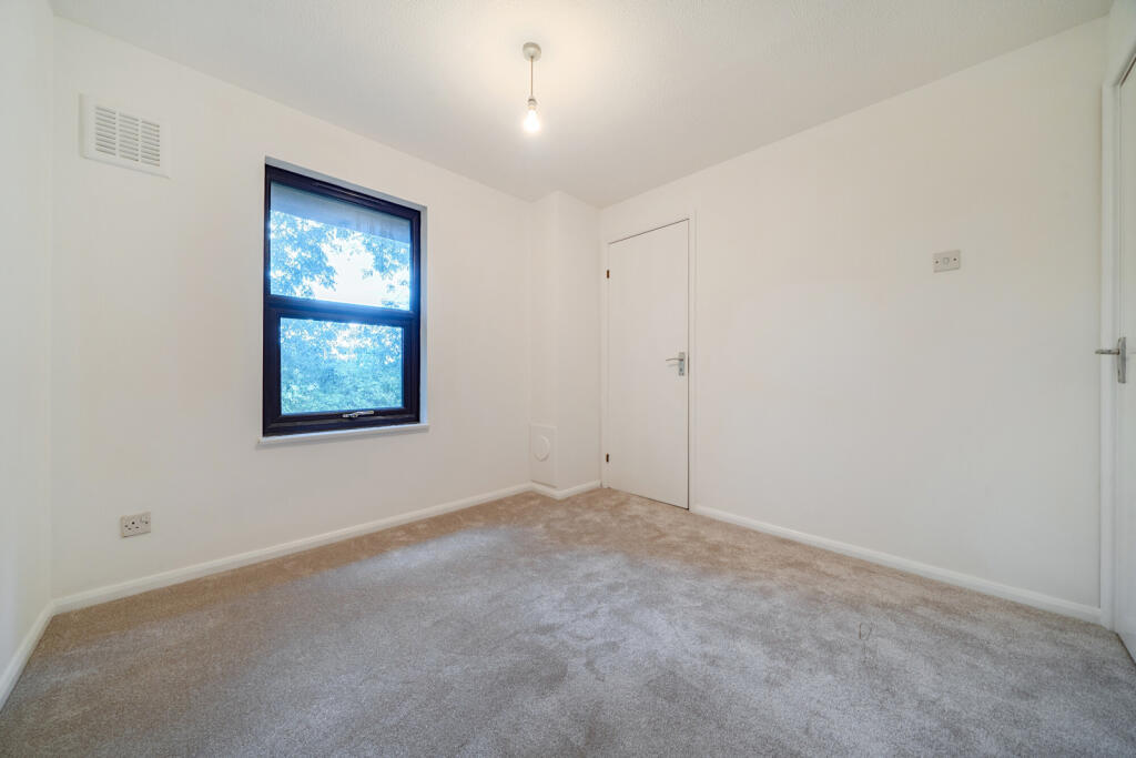 Apartment in London, Denmark Hill, Camberwell - View 4