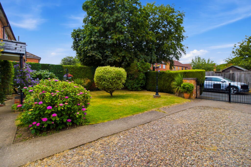 House in Malvern Hills, Upton-upon-Severn - View 4