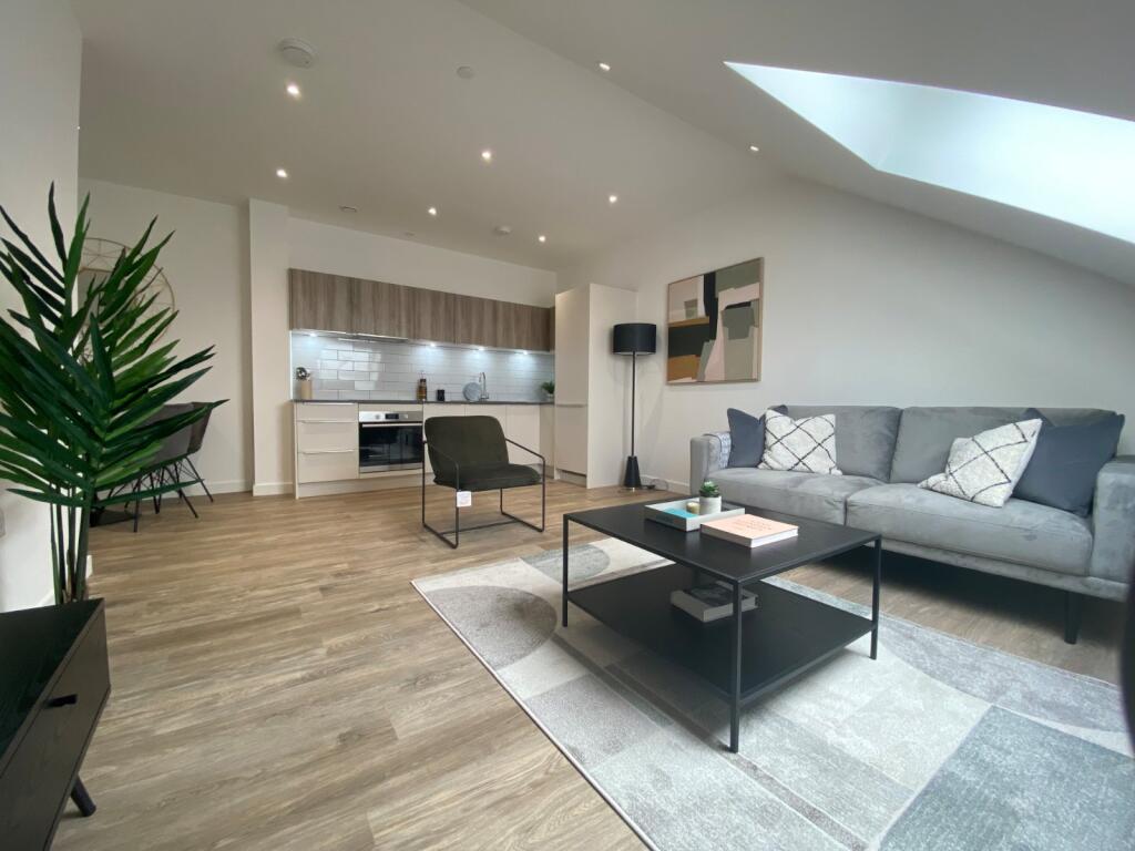 Apartment in Twickenham - View 2