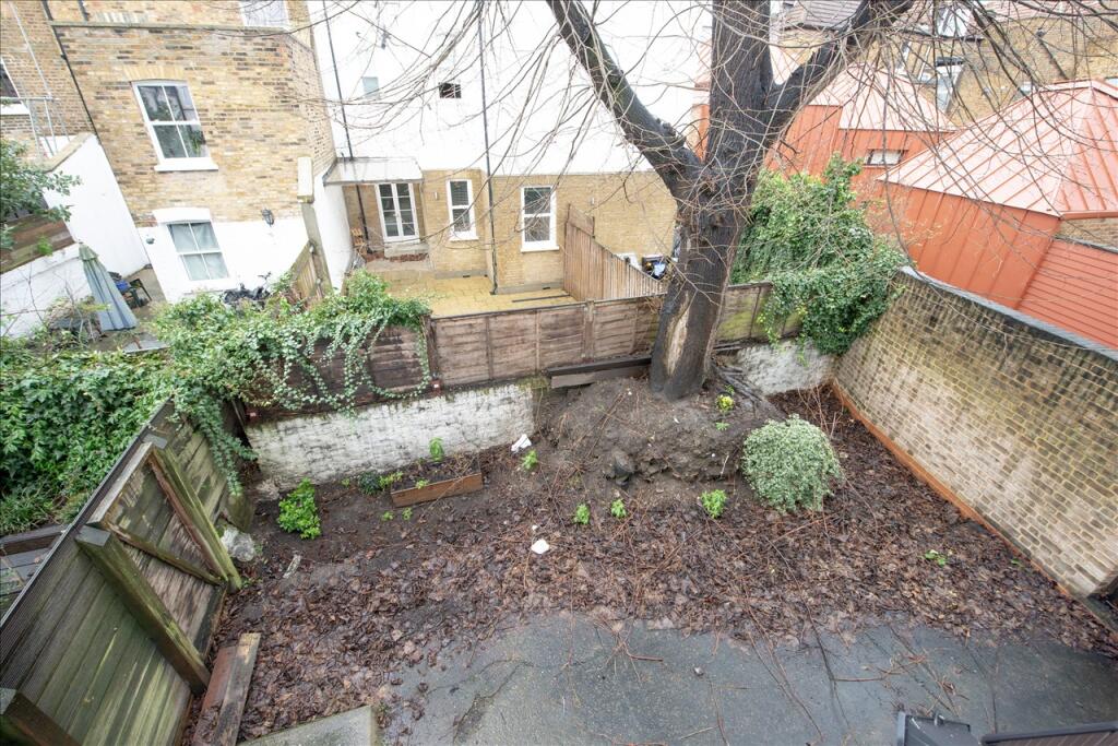 Devonport Road, London - View 3
