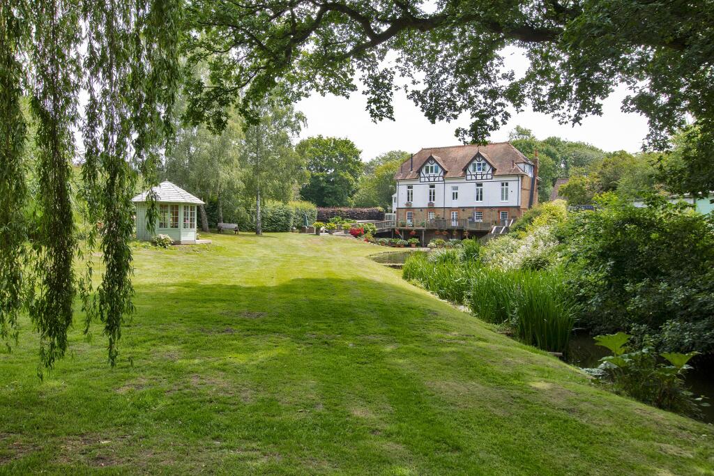 Main image of property: Vicarage Road, Yalding, ME18