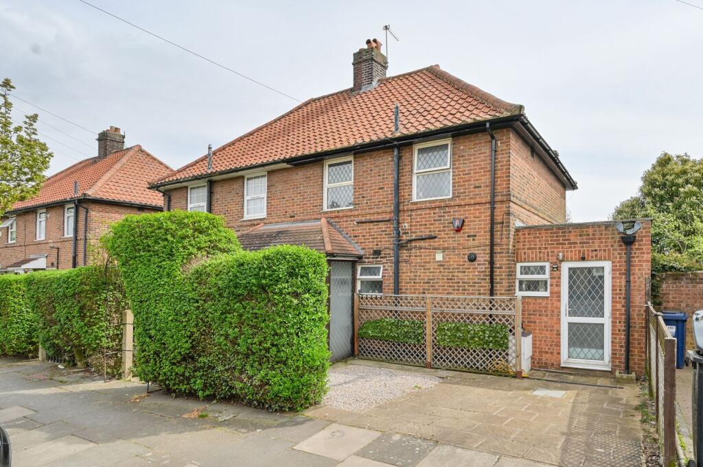 Main image of property: Saxon Drive, West Acton, London, W3