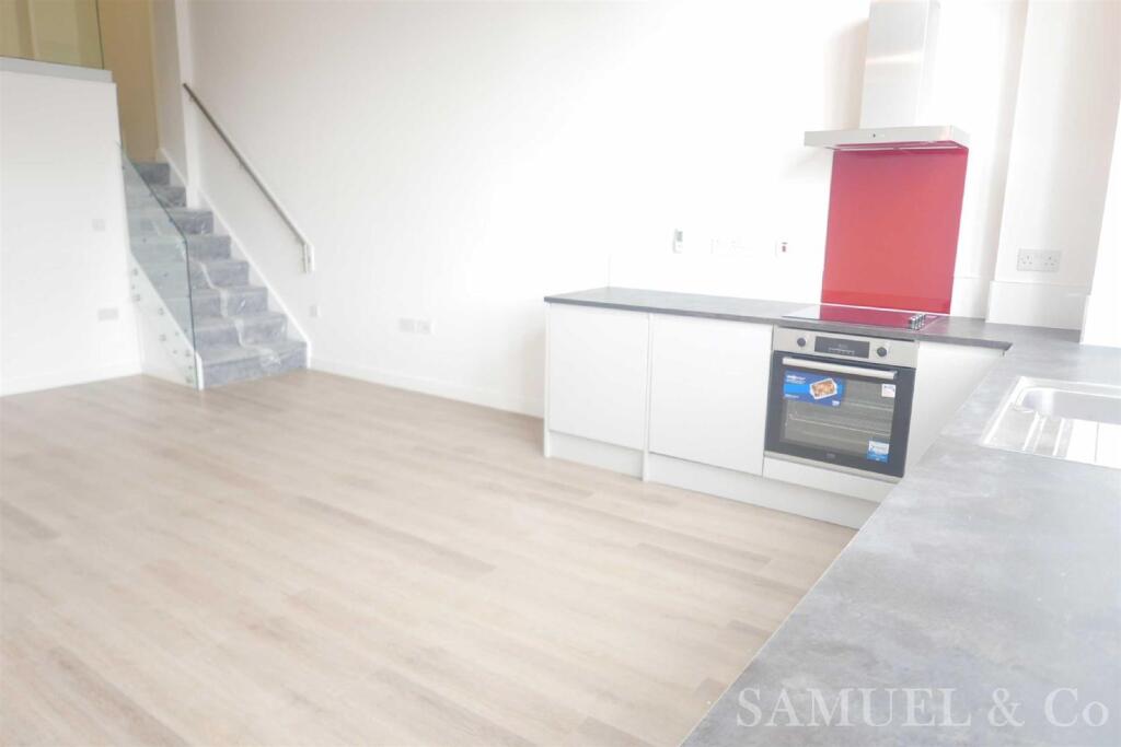 Apartment in Birmingham - View 2