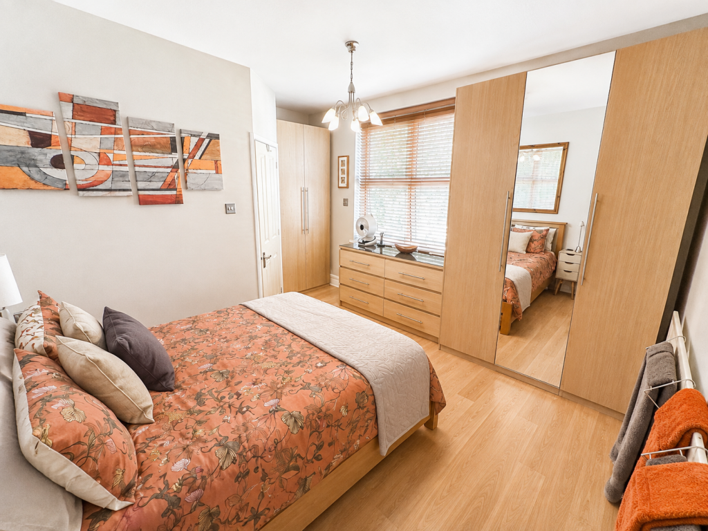 House in Leicester, City of Leicester - More