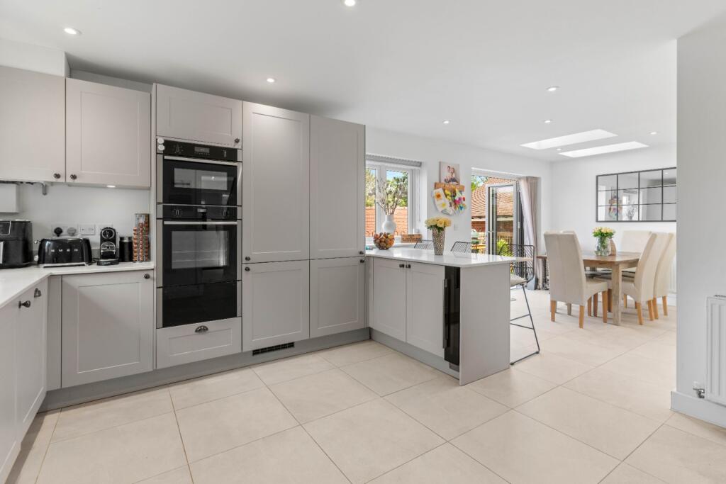 House in Chelmsford - View 3