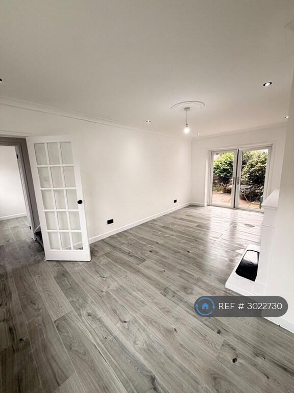 House in Manchester - View 2
