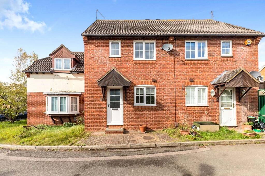 Main image of property: Chennells Close, Hitchin, Hertfordshire, SG4