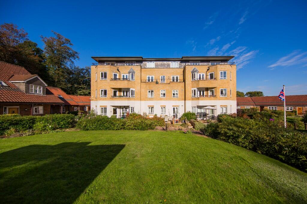 1-bed house on Willicombe Park, Tunbridge Wells, Kent, TN2, £260,000