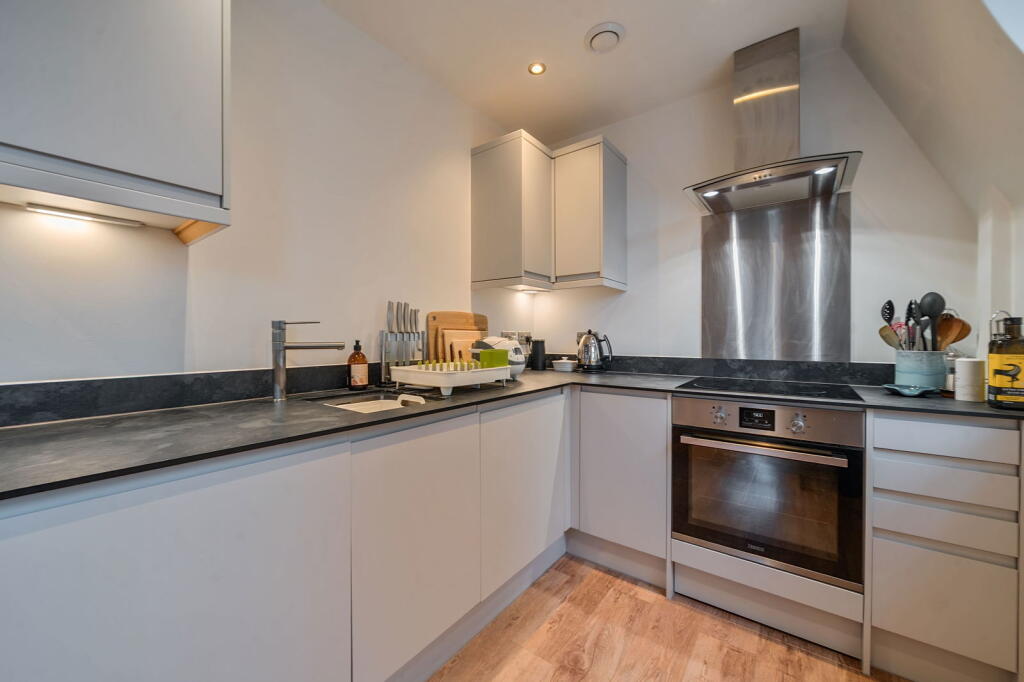Apartment in Basingstoke and Deane, Basingstoke - View 3