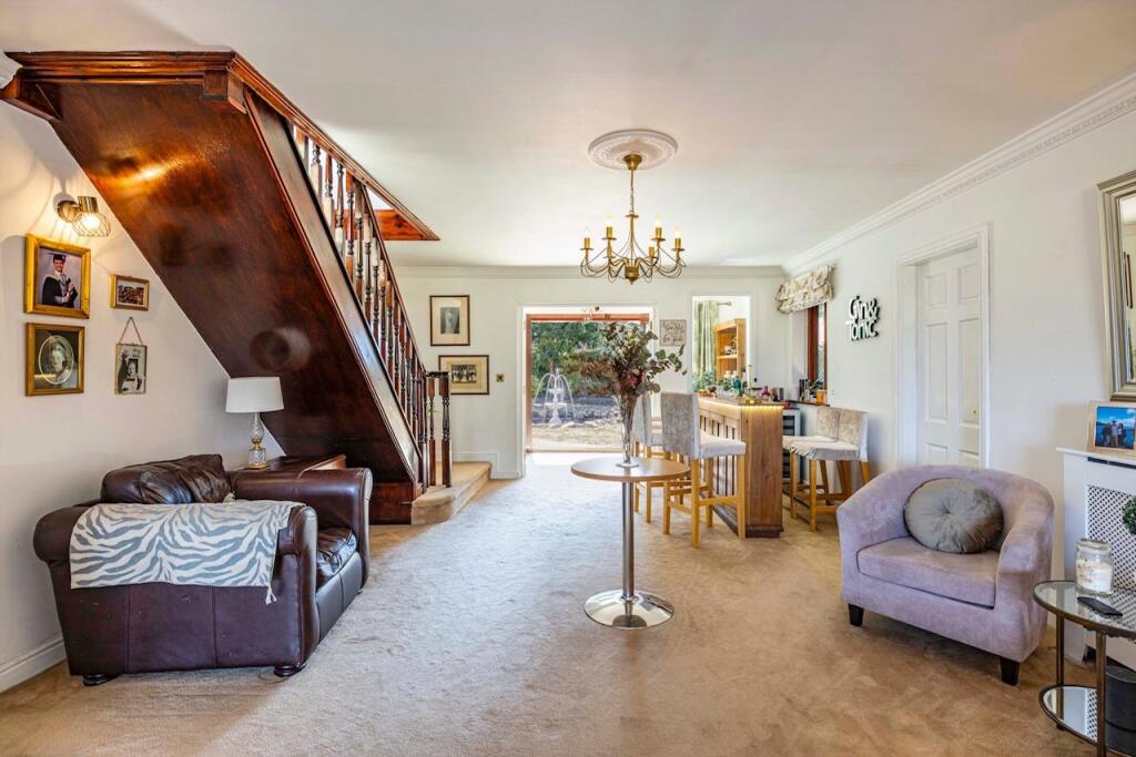House in Nottingham - View 4