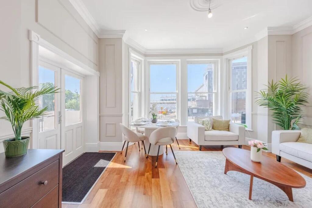 Main image of property: Westcliff-On-Sea