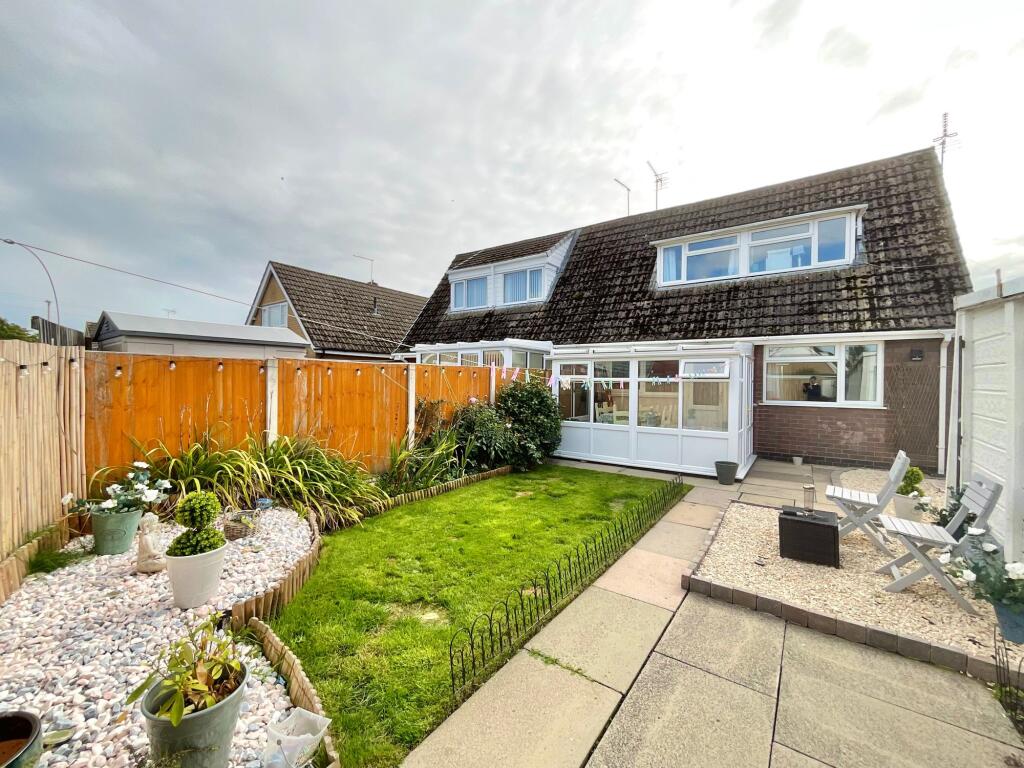Greenfields Avenue, Shavington, CW2 photo 4