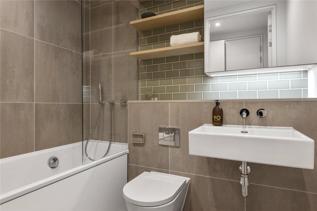 Apartment in London, Notting Dale Village, North Kensington - View 5
