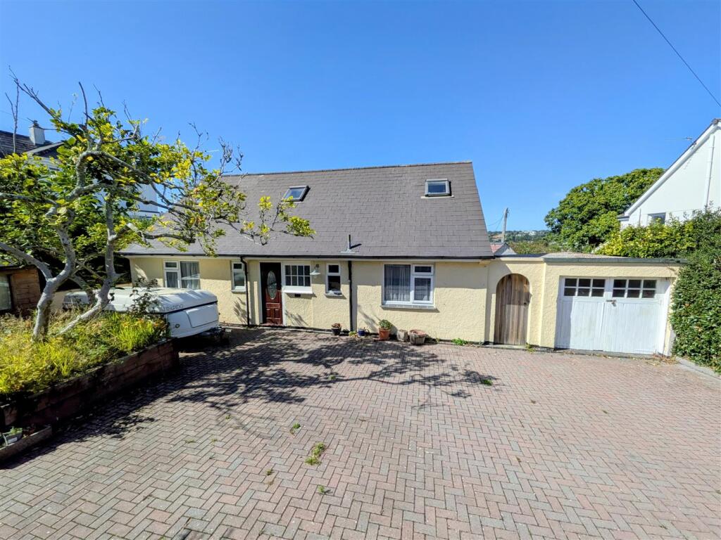 House in Truro - View 2
