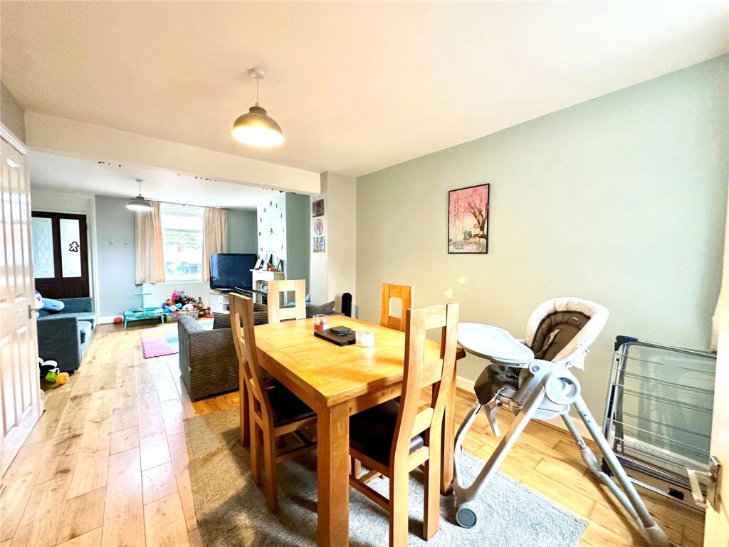 House in Stratton St Margaret, Swindon - View 4