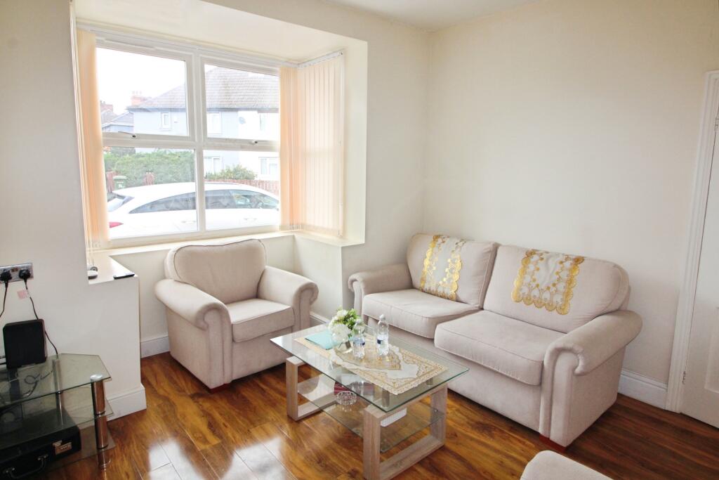 House in Doncaster - View 2