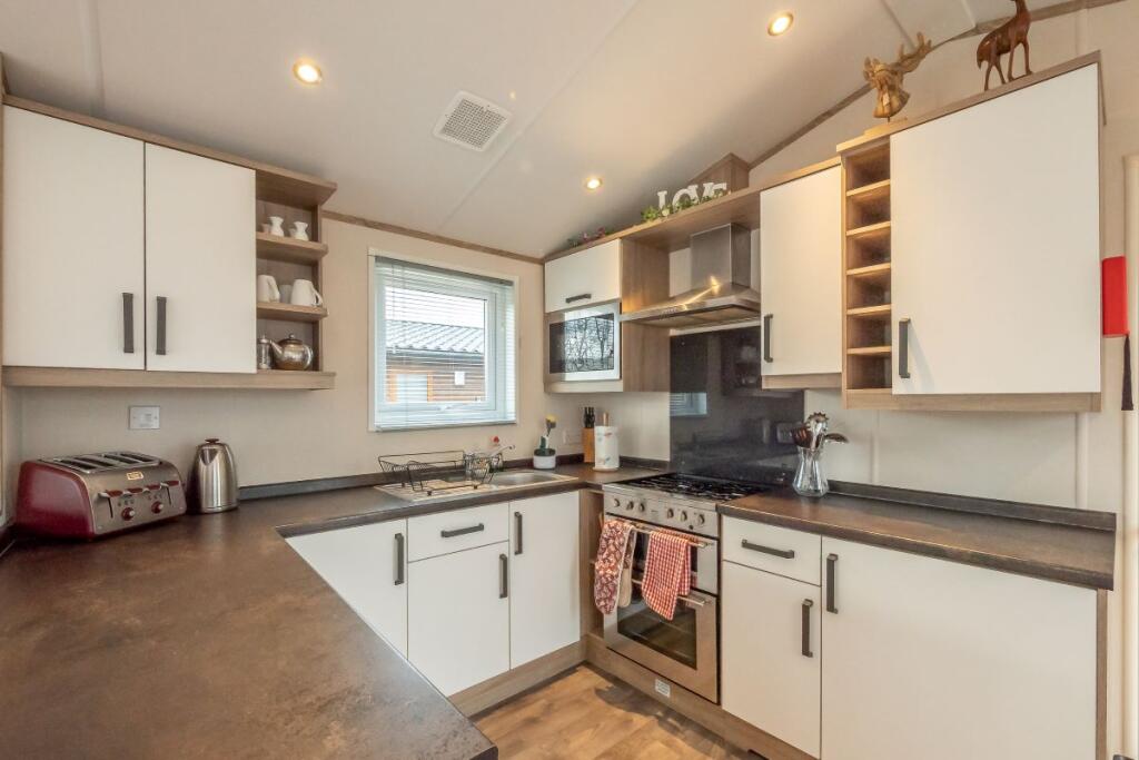 House in Perth - View 3
