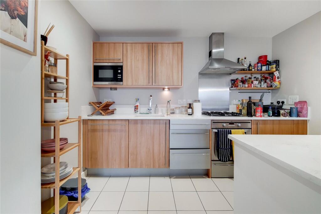 Apartment in London - View 2
