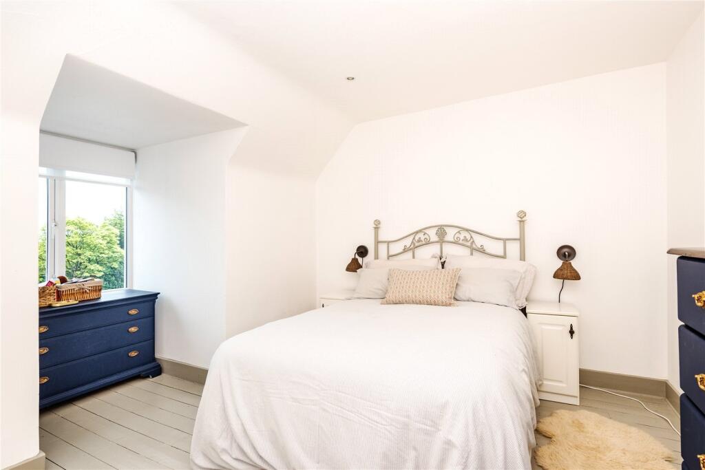 House in Brighton - View 5