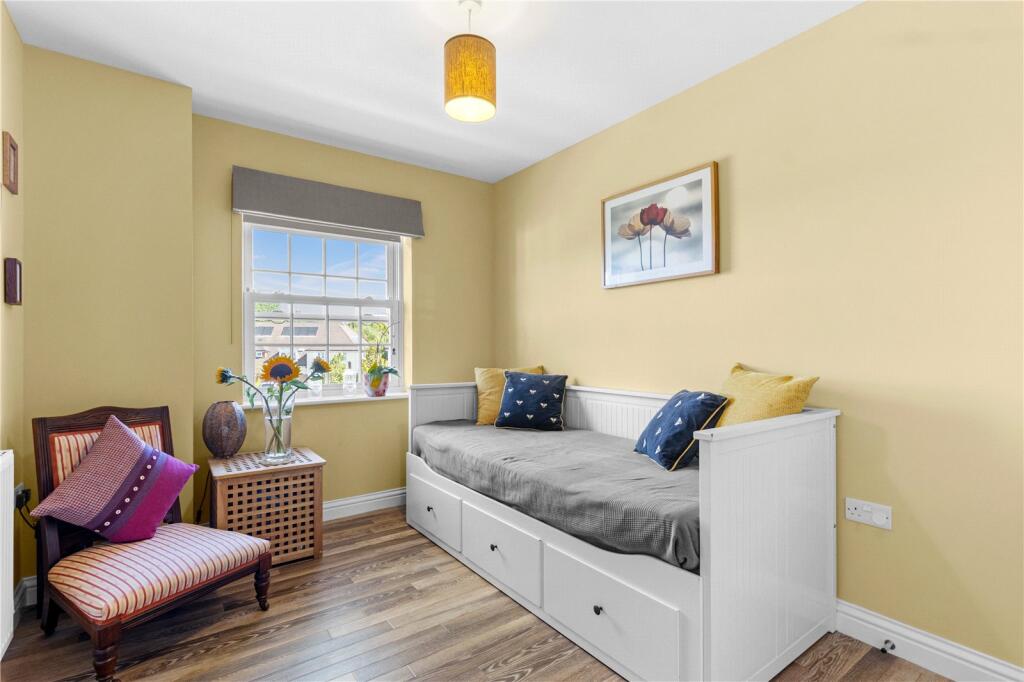 Apartment in Tonbridge - View 5