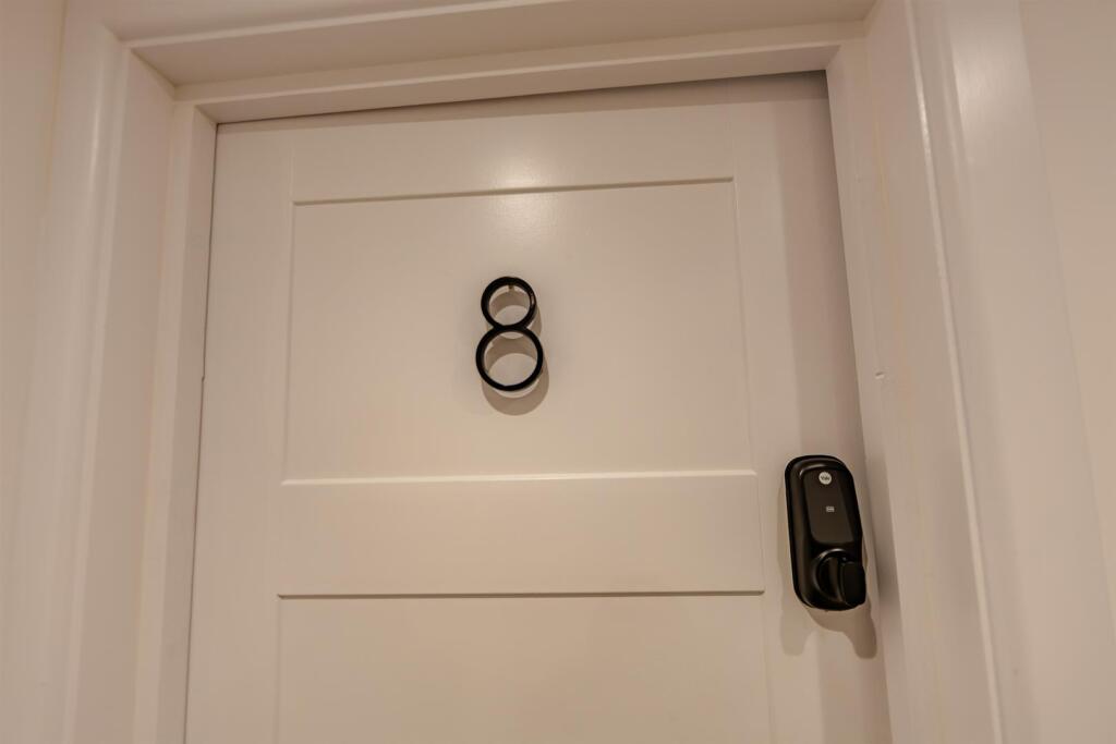 House in Southend-on-Sea - View 5