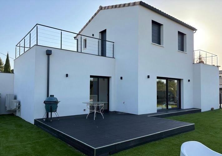Main image of property: Provence-Alps-Cote d`Azur, Vaucluse, Carpentras