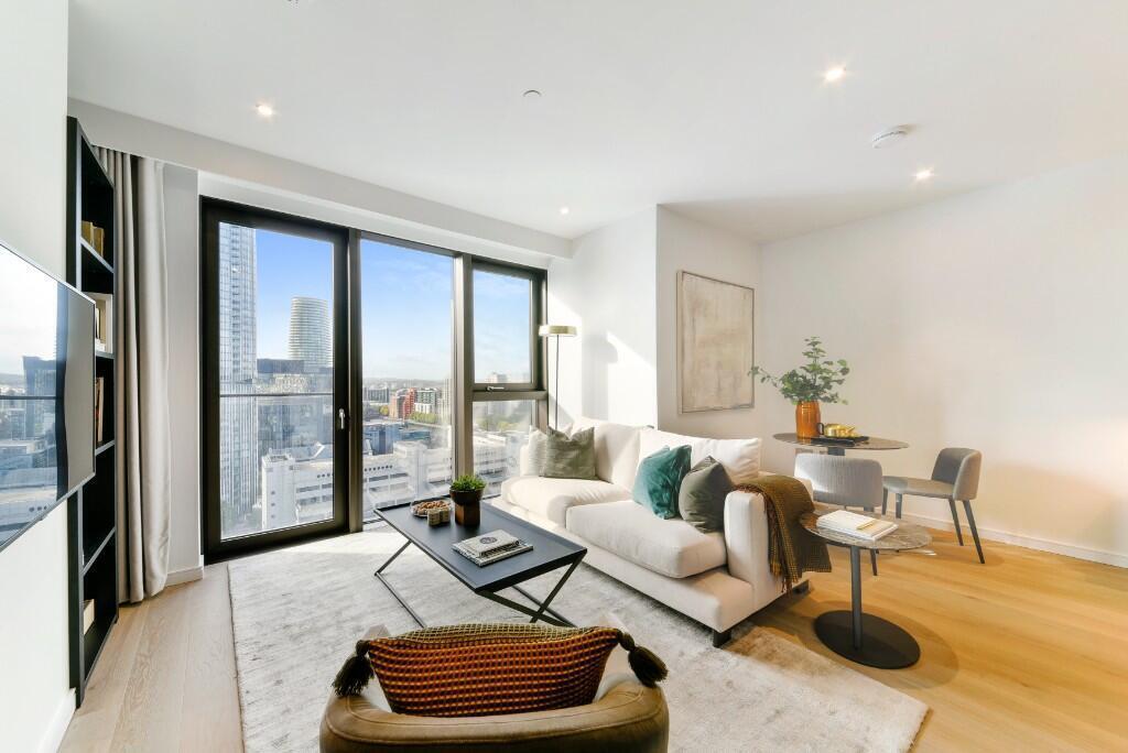 Main image of property: George Street, London, E14