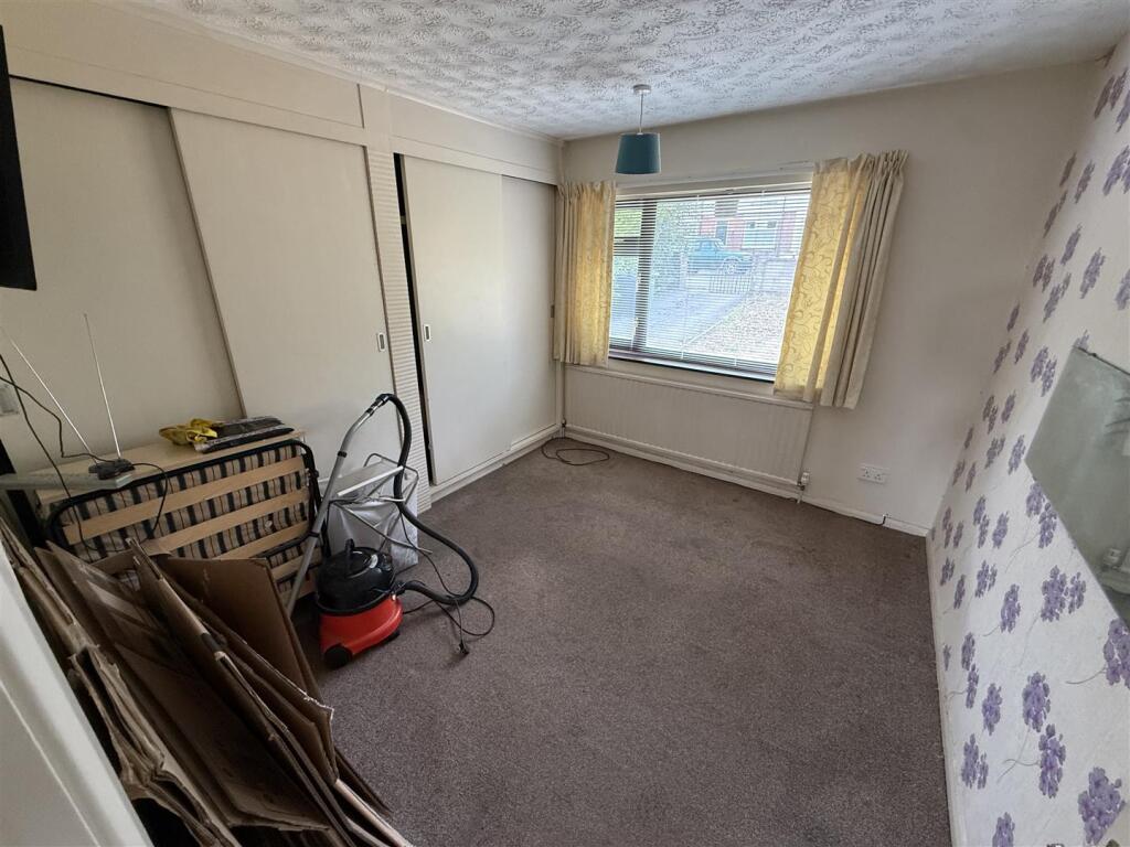 House in Ripley - View 5