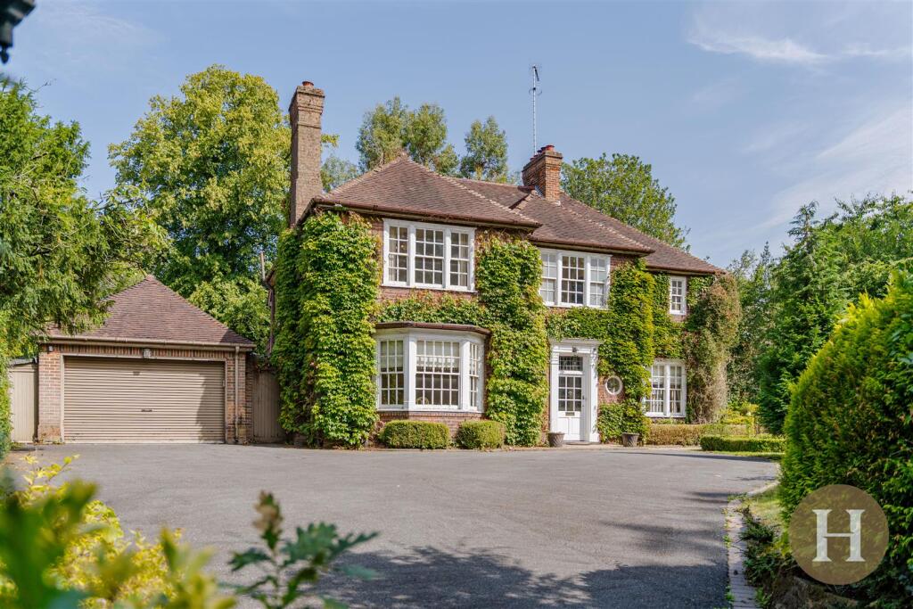 Harborne Road, Edgbaston, Birmingham, B15