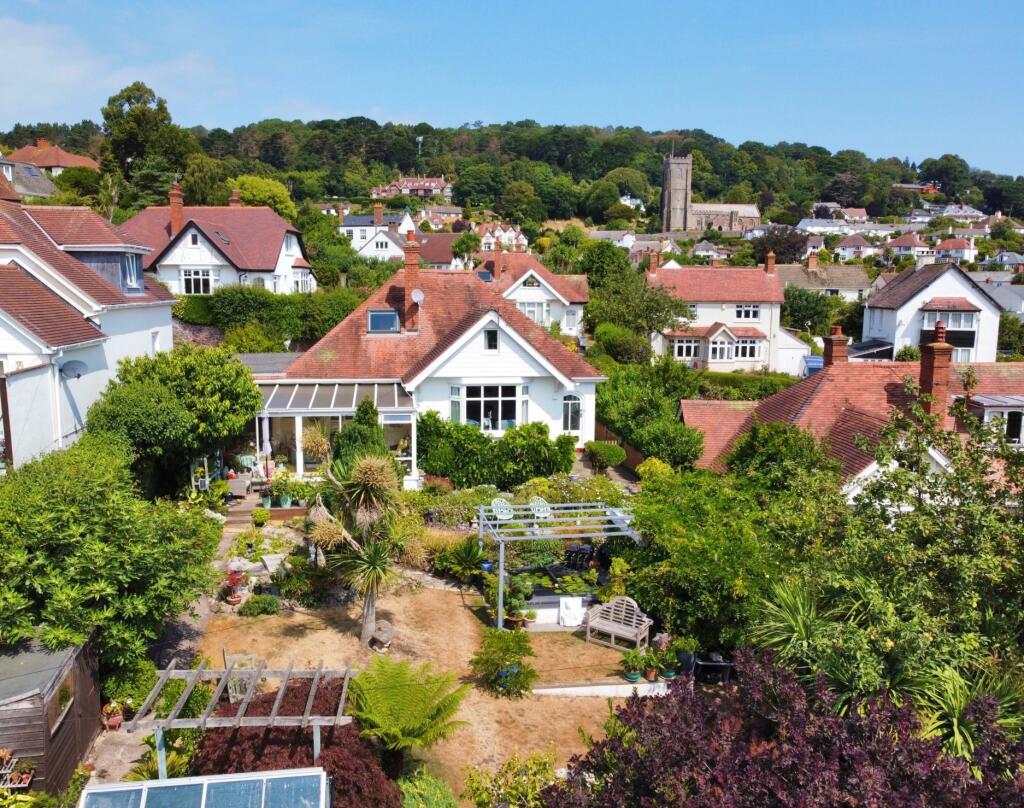 Main image of property: Hemp Gardens, Minehead