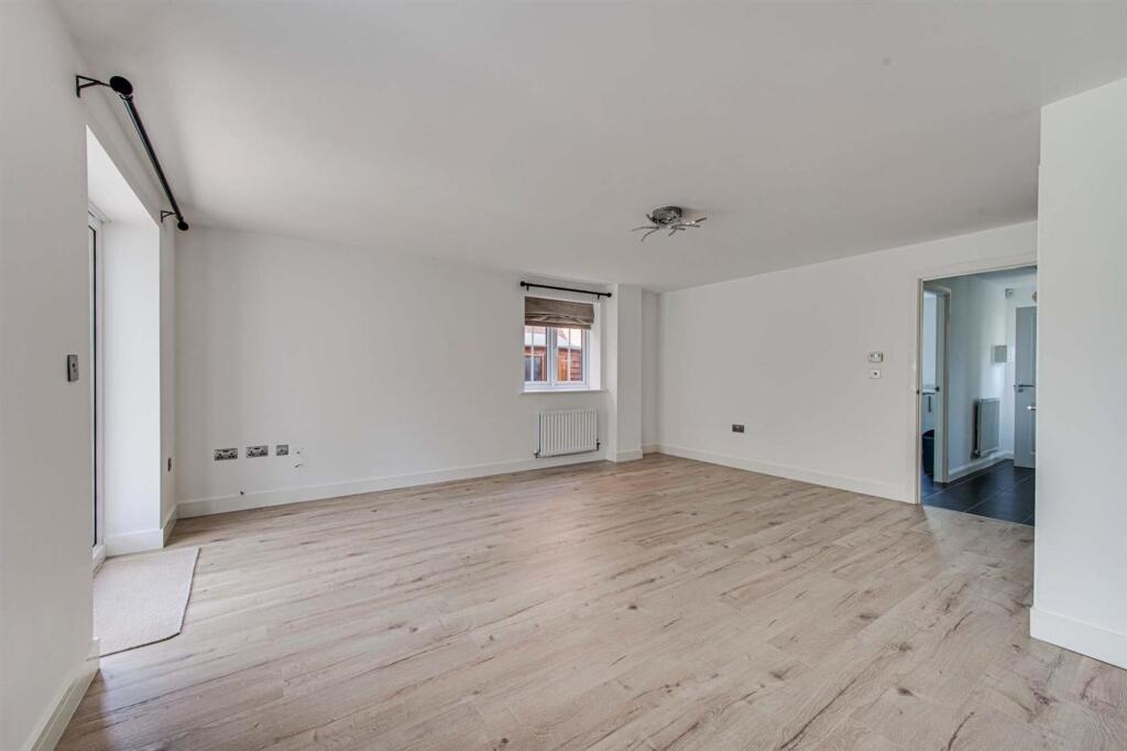 Oak Tree Avenue, Congleton, CW12 photo 5
