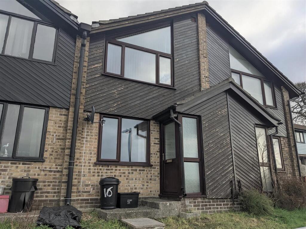 Main image of property: Riverside View, Truro