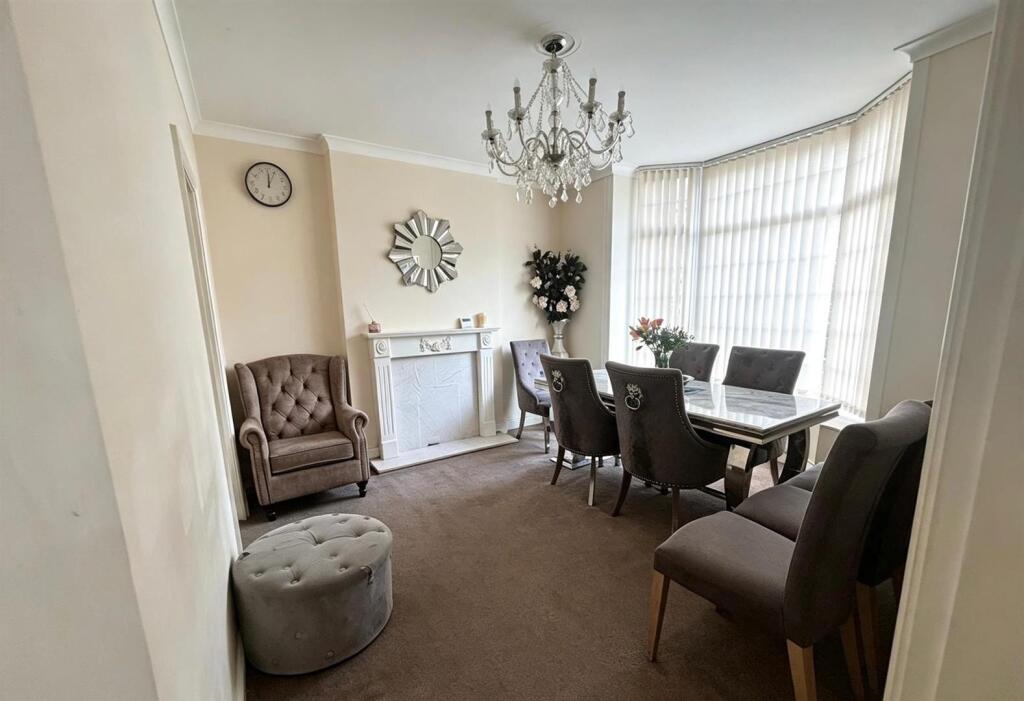 House in Oldham - View 5