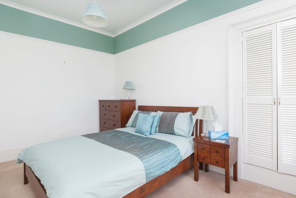 Apartment in Edinburgh - More
