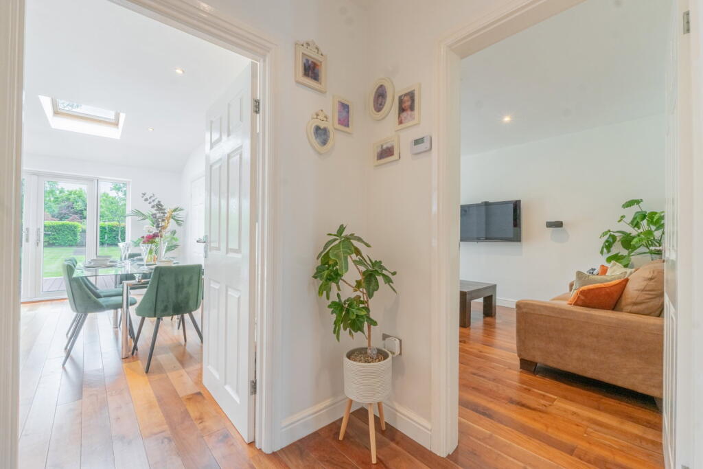 House in Sutton Coldfield, Wylde Green - More
