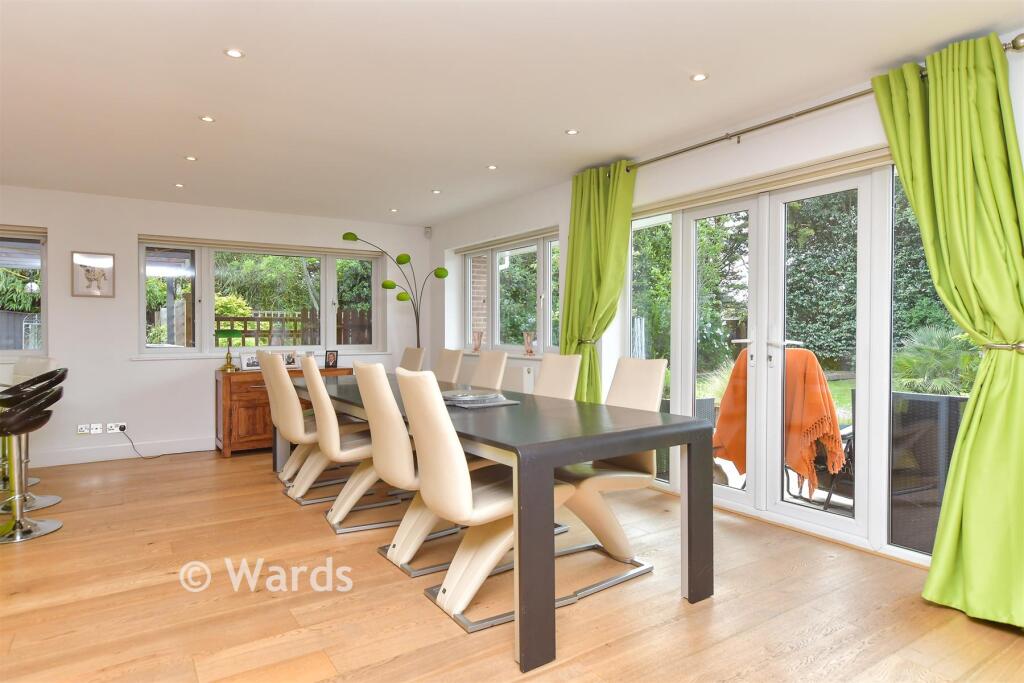 House in Gillingham, Medway - More