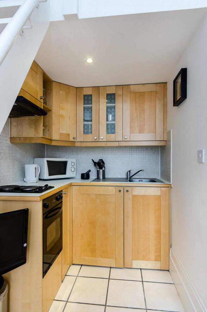 Studio flat for rent