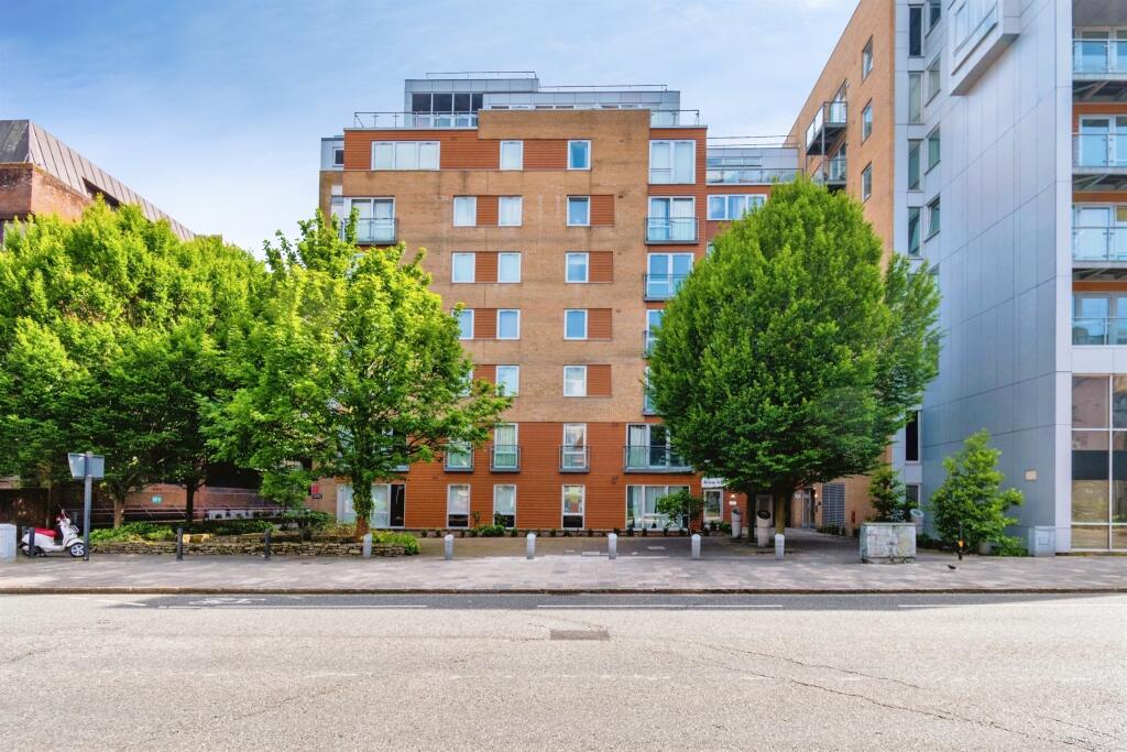 Main image of property: Briton Street, SOUTHAMPTON