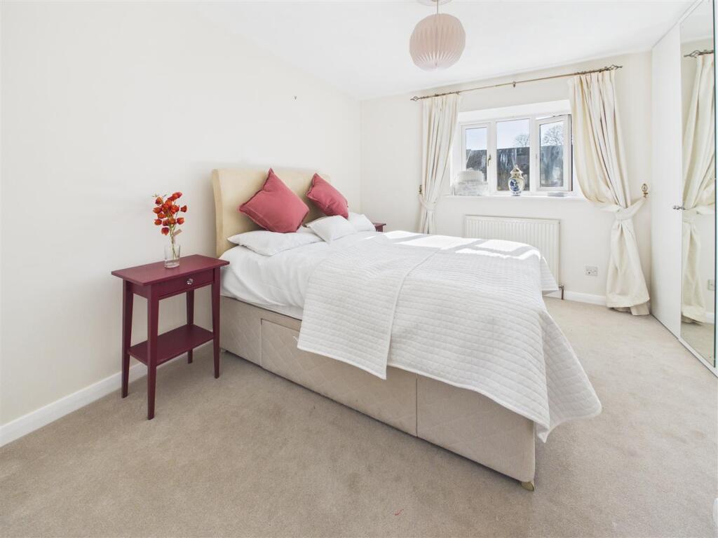 Audley Firs, Hersham, Walton-On-Thames - More