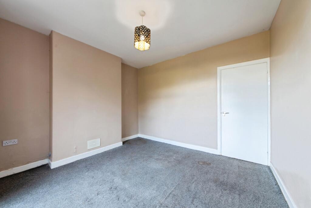 House in Lincoln - View 4