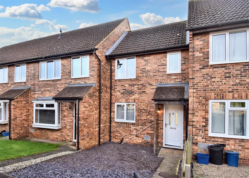 Main image of property: Sandown Court, Bletchley, Milton Keynes, MK3