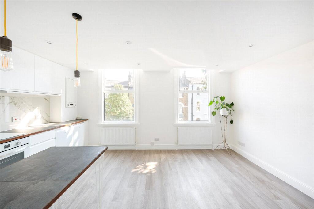 Apartment in London - View 2