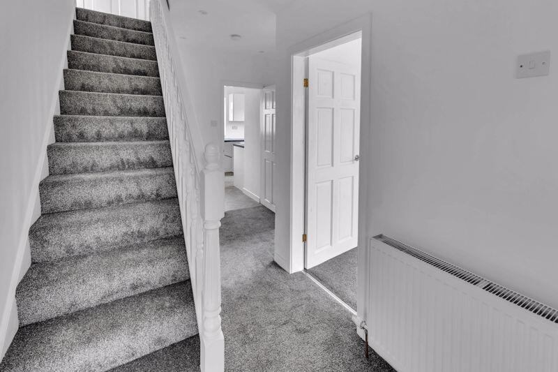 Elmpark Grove, Rochdale photo 2