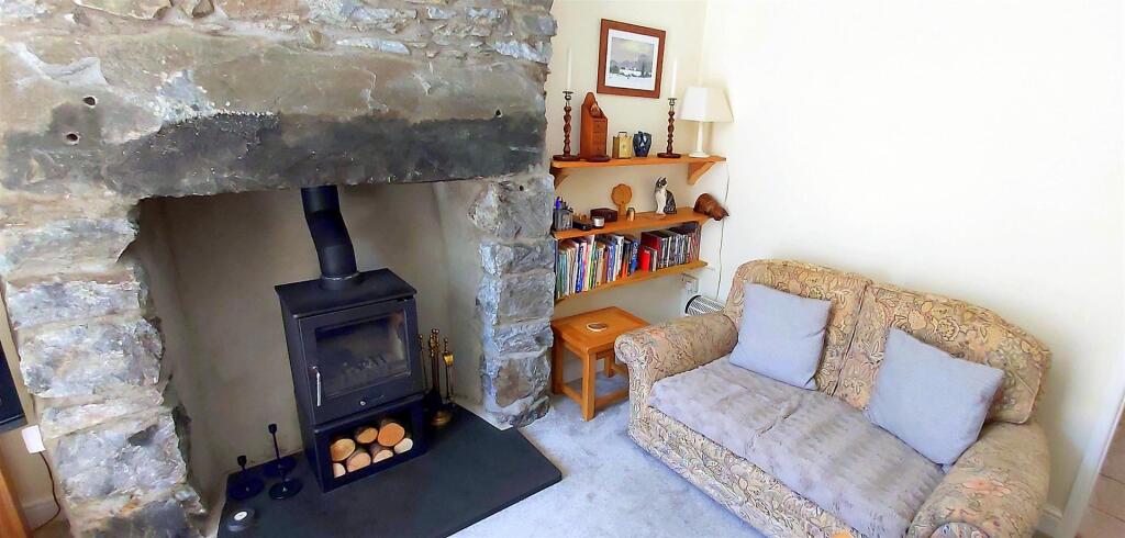 5 Rock Terrace, Harlech photo 3