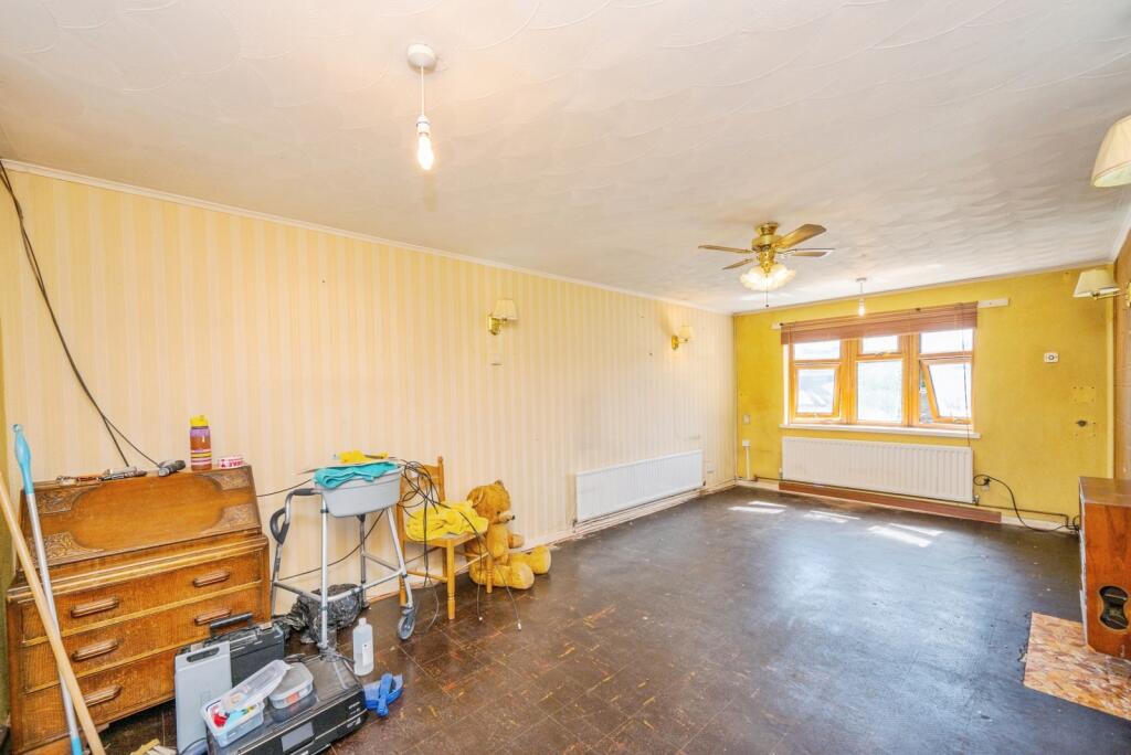 House in Tamworth, Staffordshire - View 4