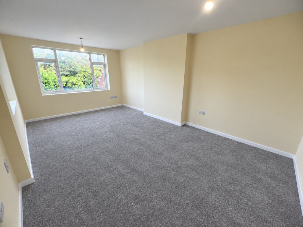 Evesham Road, Redditch photo 4