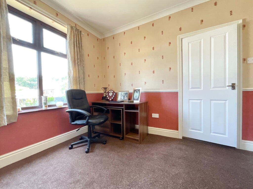 House in Sefton, Liverpool City Region - View 5
